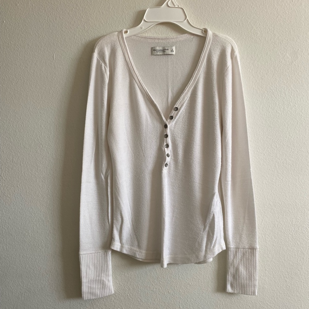 Abercrombie & Fitch Top